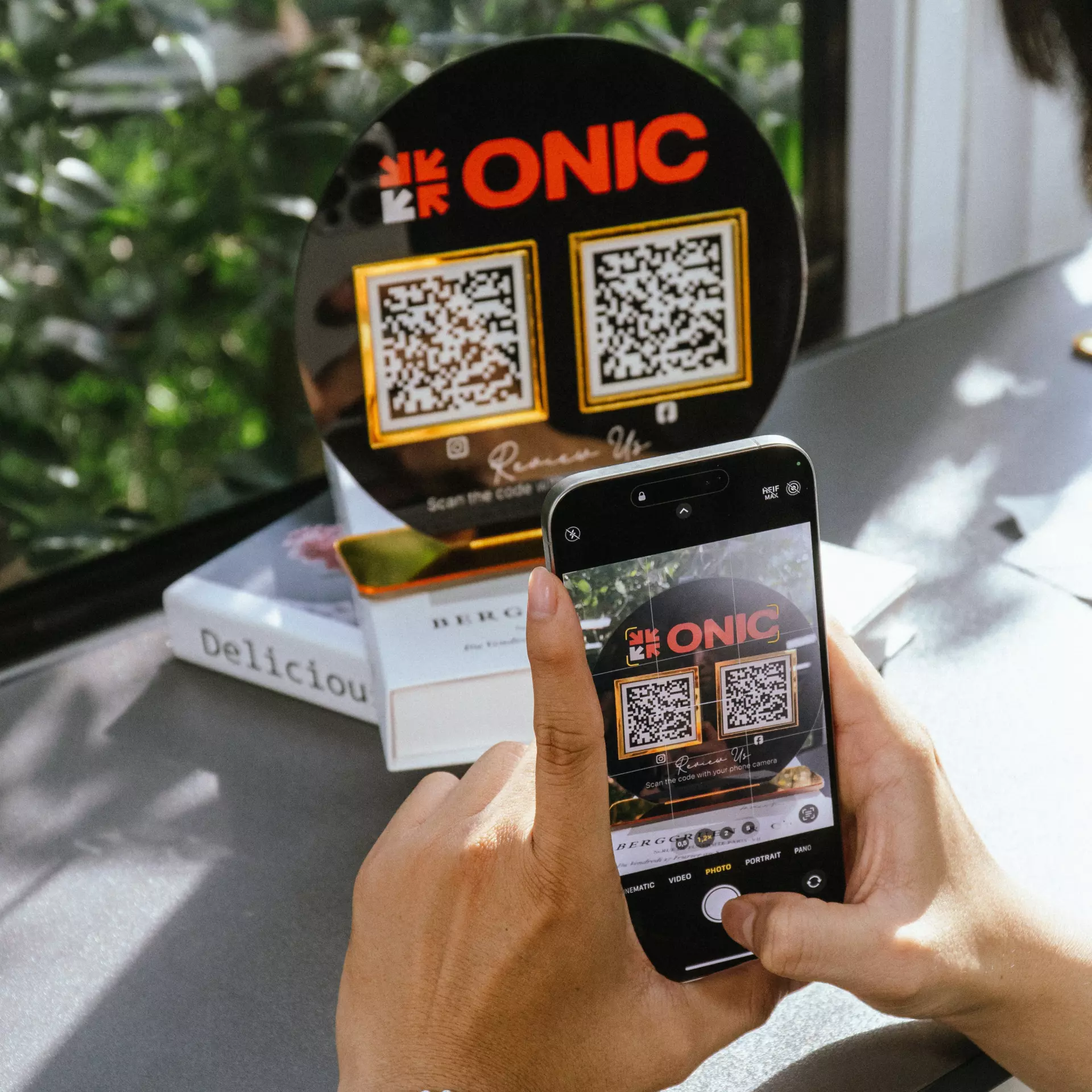 Круглая подставка для QR-кодов — изображение 8